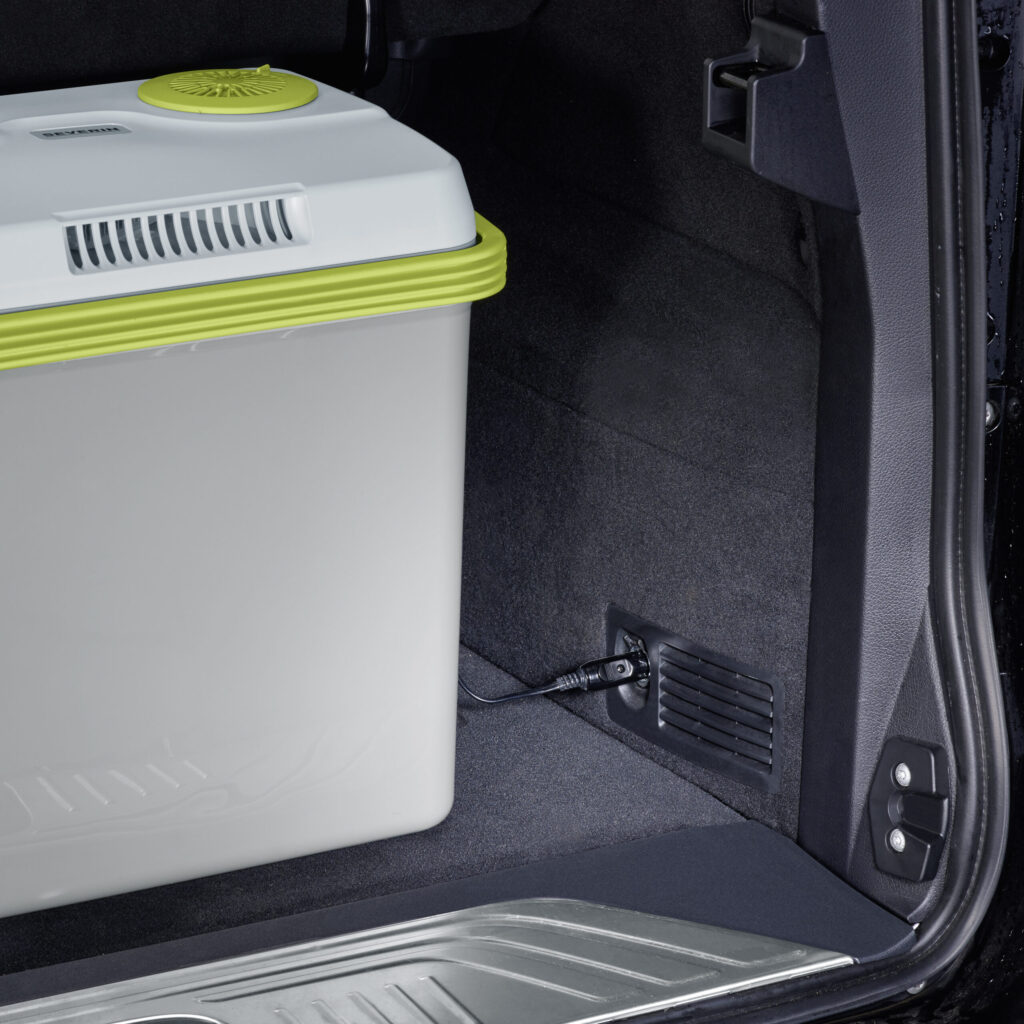 severin-kuehlschraenke-und-kuehlboxen-tkb-2925-elektrische-kuehlbox-mit-usb-anschluss-USP1