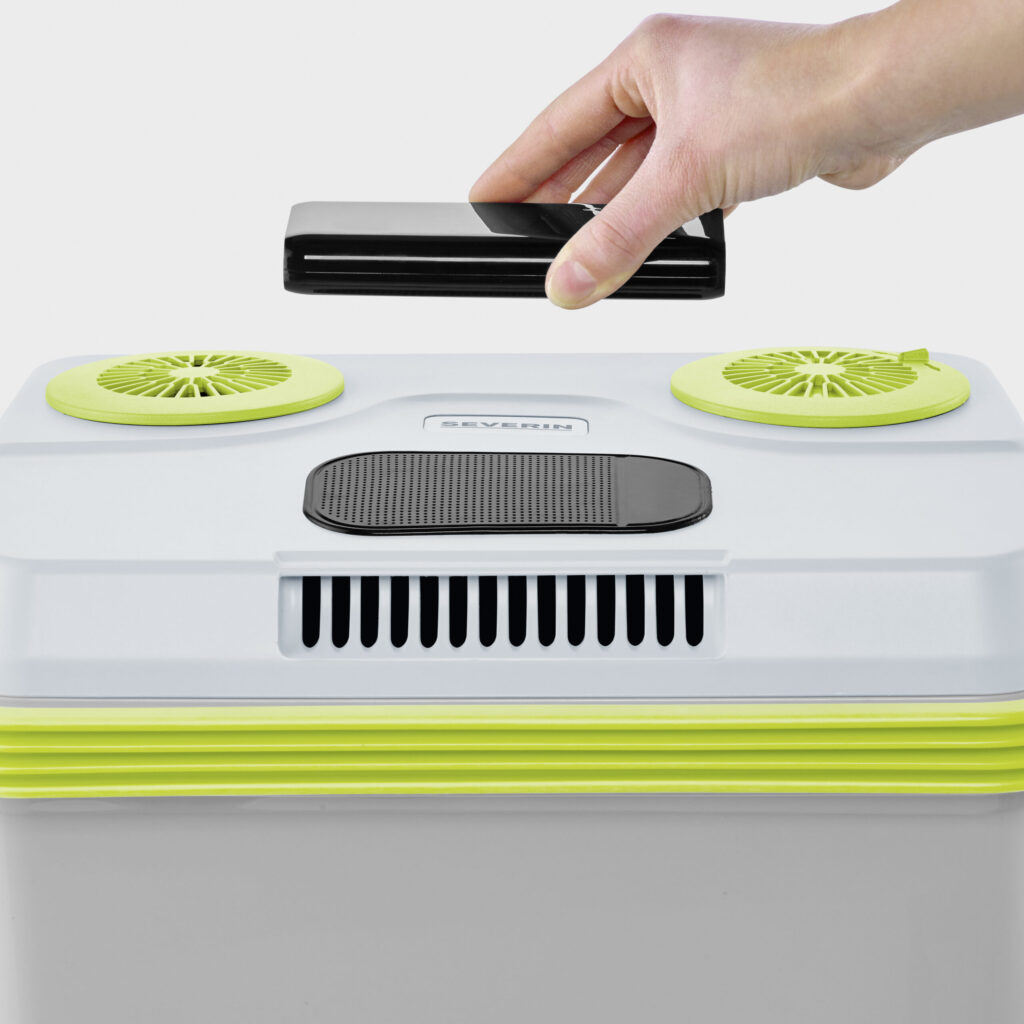 severin-kuehlschraenke-und-kuehlboxen-tkb-2925-elektrische-kuehlbox-mit-usb-anschluss-USP2